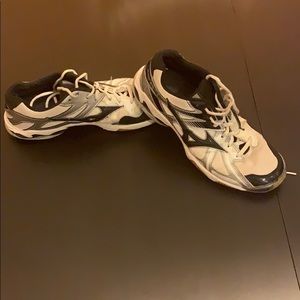 Mizuno Indoor Volleyball Shoes